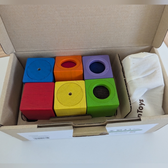 NIB Plantoys Wooden Activity Blocks - Picture 4 of 6